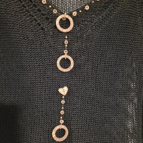 BCBG Max Azria  Long Sleeve knit top w/Wood circles & hearts. Size Small - Picture 3 of 7